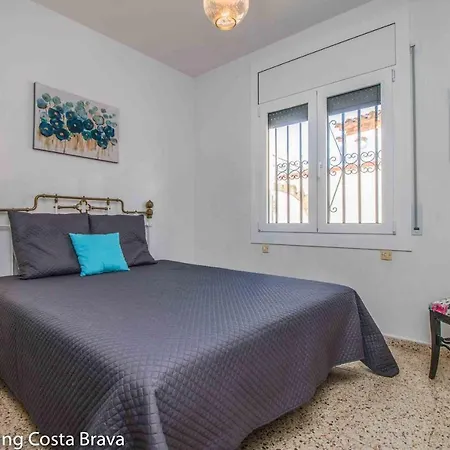 펜션 137- Empurialola-casa De Vacaciones Con Piscina Privada En *