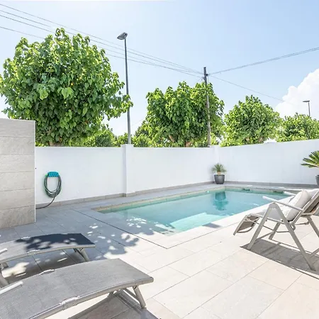 137- Empurialola-casa De Vacaciones Con Piscina Privada En *